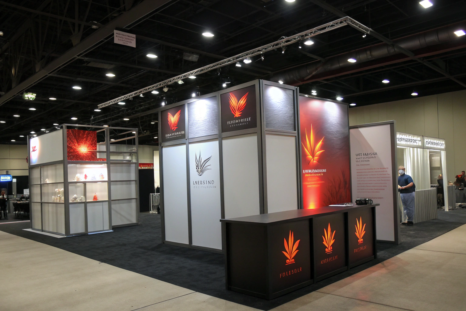 Customizing Your Phoenix Display: Options and Ideas from Iconic Displays